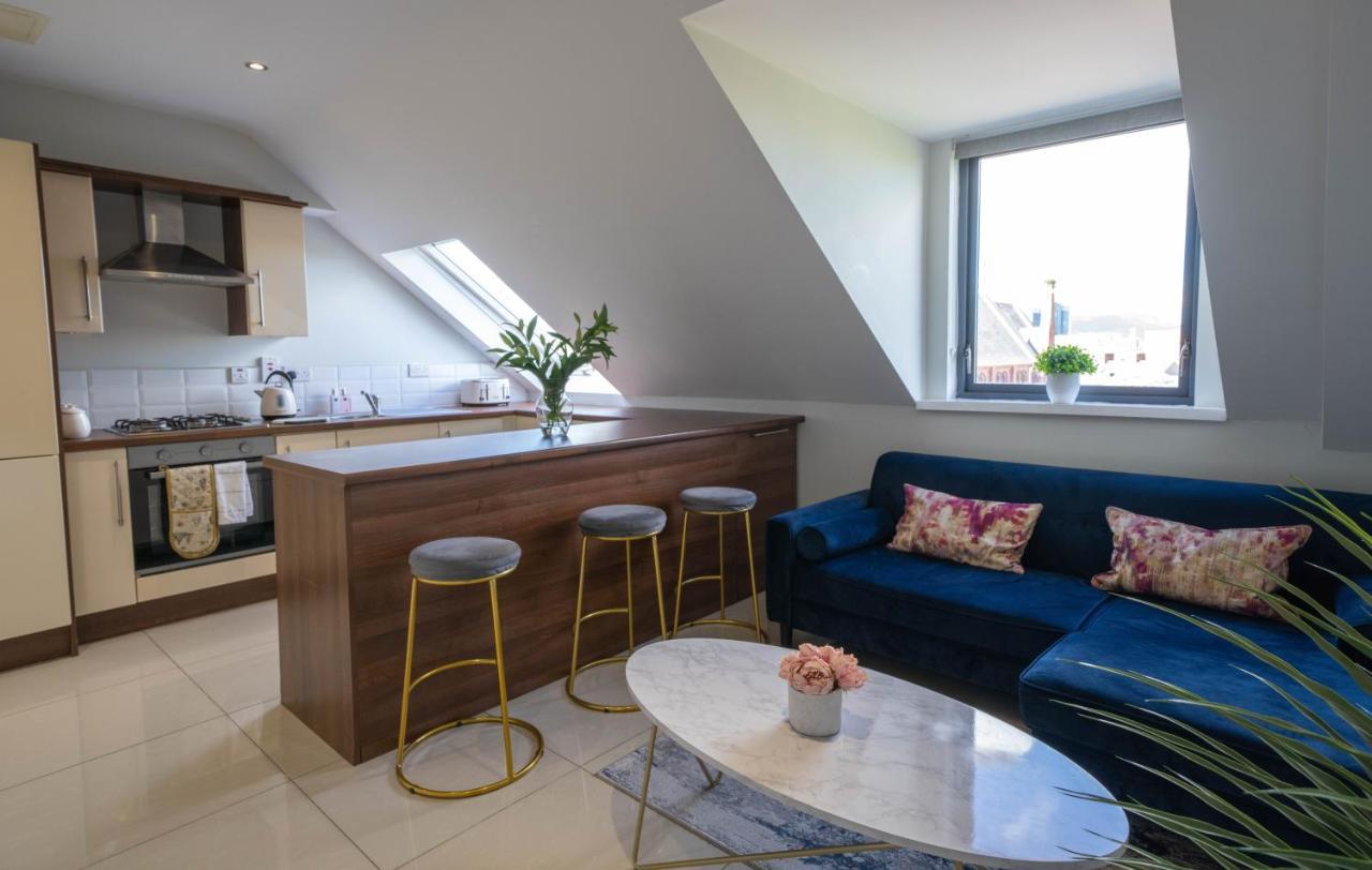 Three Bed Apartment Sleeps 5 In Botanic Belfast Extérieur photo