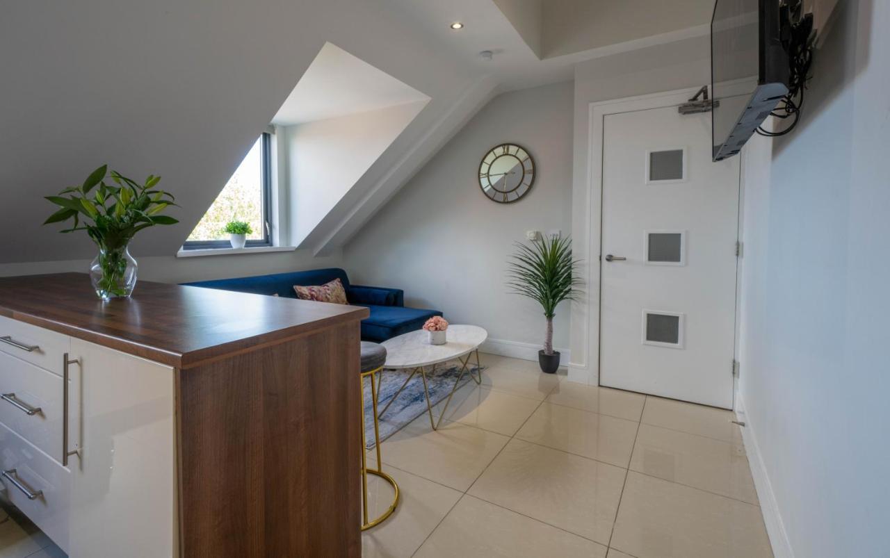Three Bed Apartment Sleeps 5 In Botanic Belfast Extérieur photo